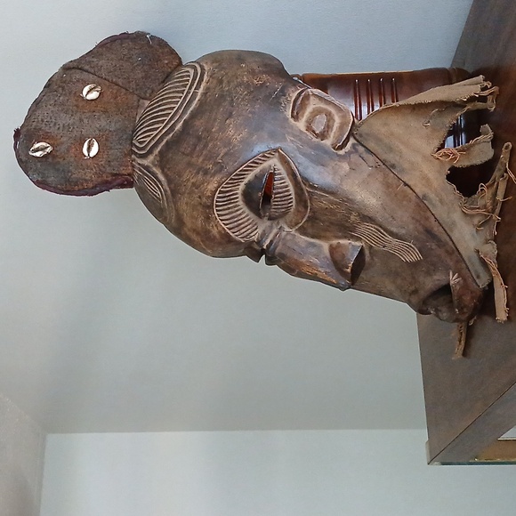 Authentic African Mask - Picture 3 of 6